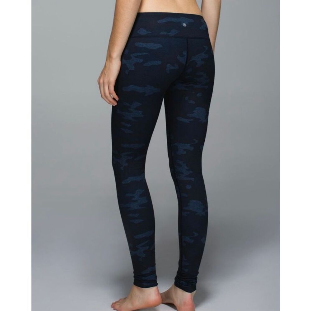 Lululemon Wunder Under In Lotus Camo Oil Slick Blue